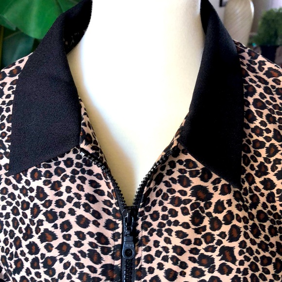 SZ M-L. JACKET NEVER HAD TAGS - Picture 3 of 3